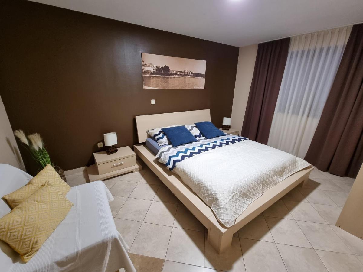 ביוגראד נה מורו M&M Apartments מראה חיצוני תמונה
