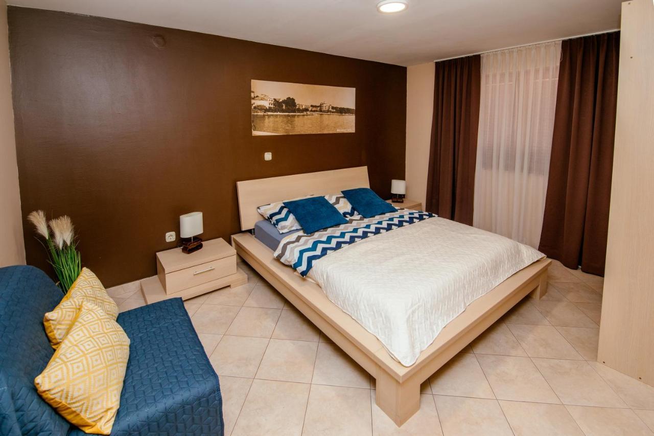 ביוגראד נה מורו M&M Apartments מראה חיצוני תמונה
